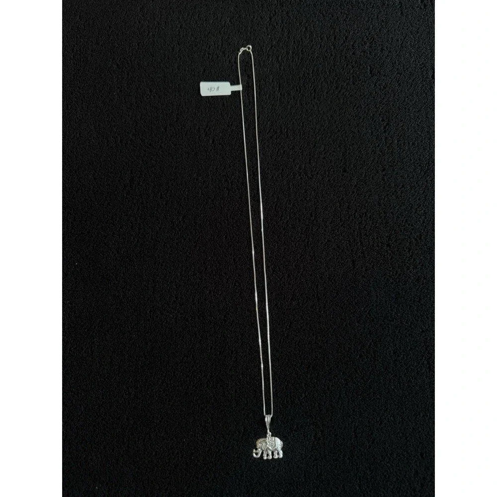 Cadena Finita Con Dije De Elefante De Plata 925 - 24 Inch